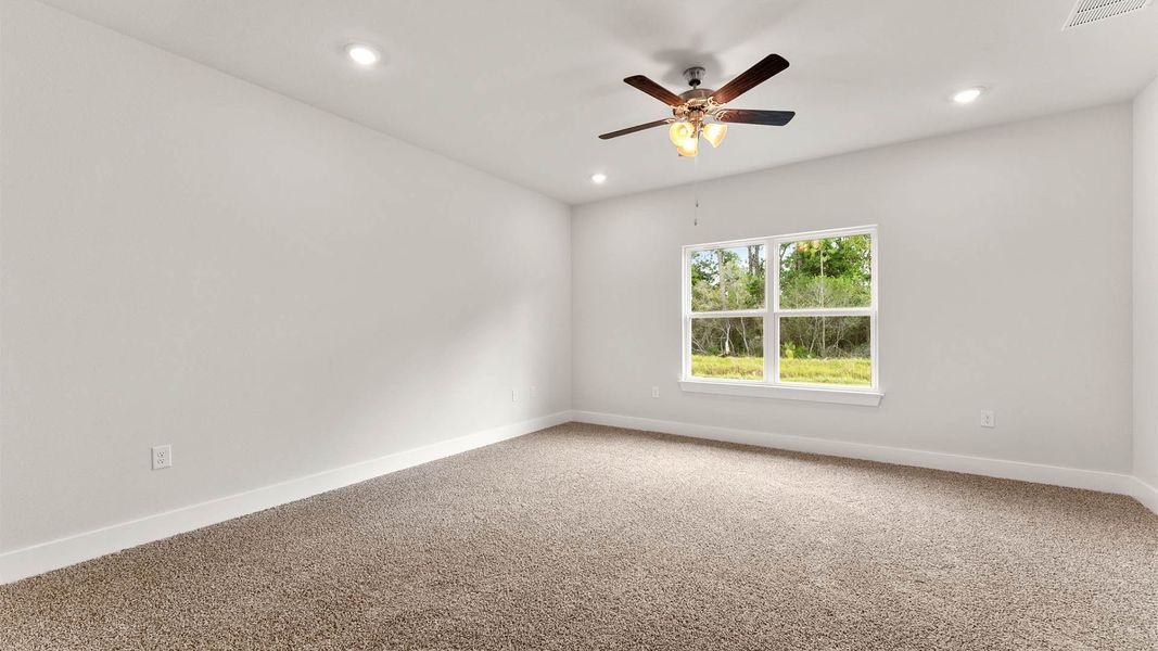 Spacious, unfurnished interior of a new home in Buffer Farms, Port Saint Joe (Image 21).
