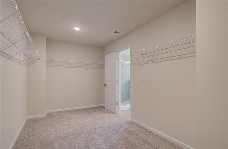 Spacious, unfurnished interior of a new home in Alcovy Village, Lawrenceville (Image 23).
