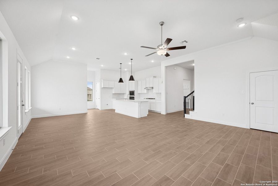 Spacious, unfurnished interior of a new home in Everly Estates, San Antonio (Image 24).