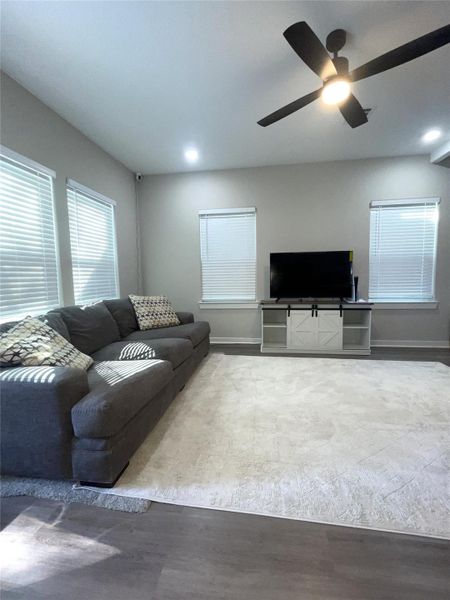 Living Area is spacious