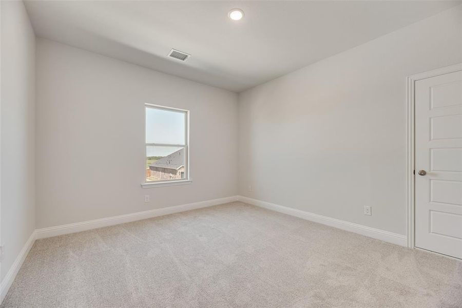 Spacious, unfurnished interior of a new home in Arbors at Legacy Hills, Celina (Image 27).