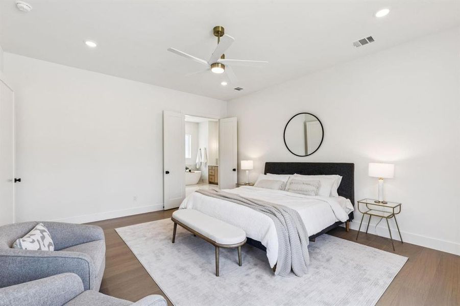 Furnished interior view inside a new home in , Dallas (Image 11).