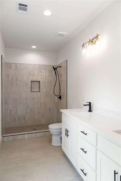 Furnished interior view inside a new home in , Ellijay (Image 16).