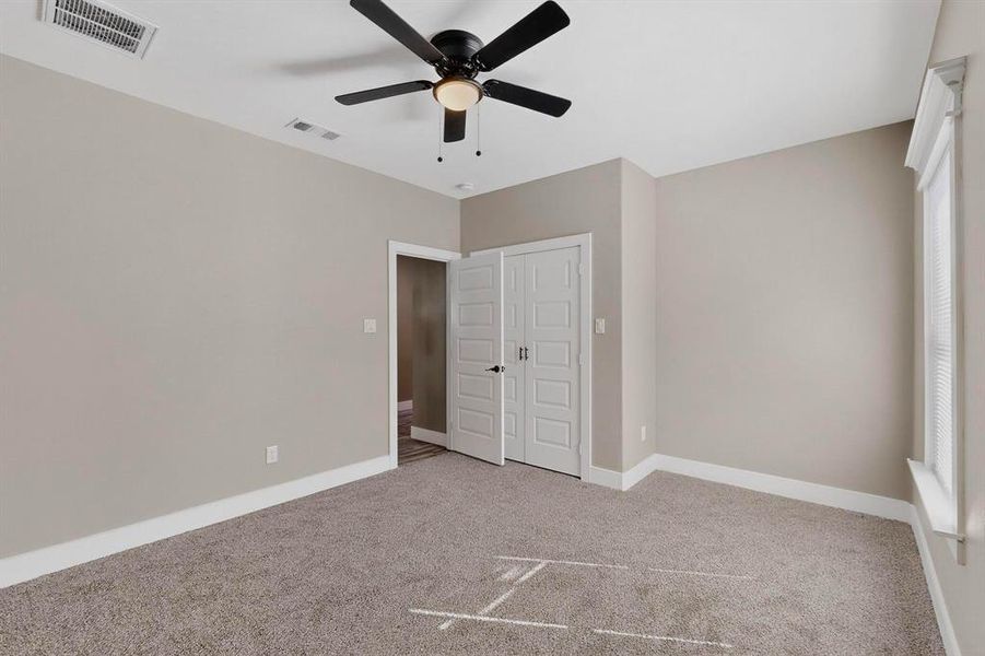 Spacious, unfurnished interior of a new home in , Terrell (Image 24).