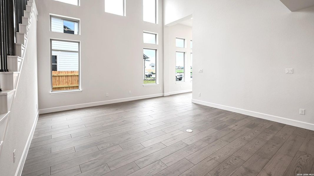 Spacious, unfurnished interior of a new home in The Parklands, Schertz (Image 16).