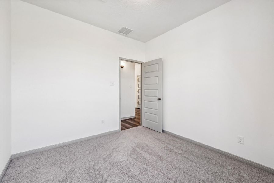 Image 32 of a home in .