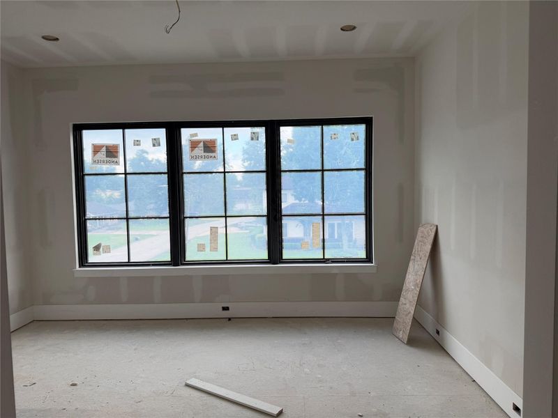 Large sized bedrooms throughout home Large sized bedrooms throughout home
