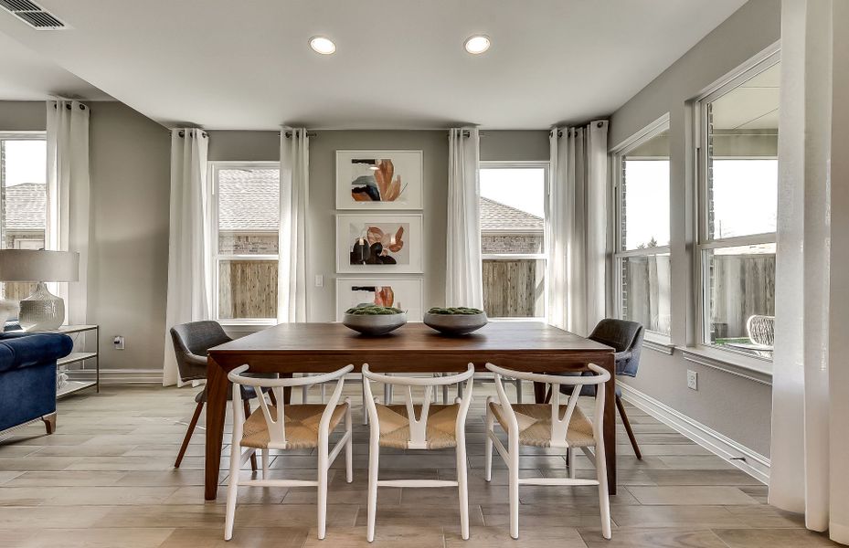 Representative furnished interior of a home built from the Palisade by Pulte Homes in Anna Town Square, Anna (Image 32).