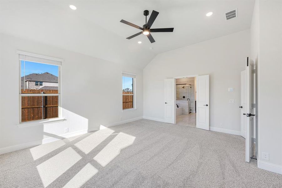 Spacious, unfurnished interior of a new home in Hampton Park, Glenn Heights (Image 25).