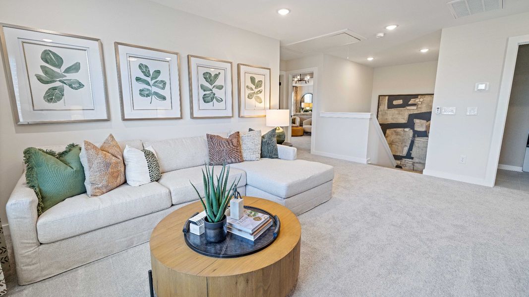 Representative furnished interior of a home built from the Wynwood by DRB Homes in McClure Farms, Columbia (Image 39).