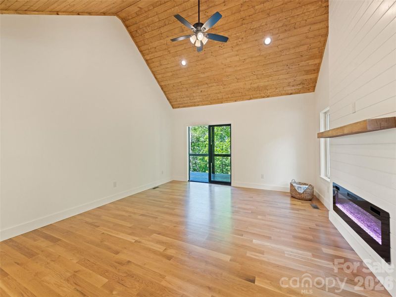 Spacious, unfurnished interior of a new home in , Clyde (Image 15).