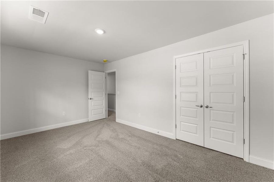 Spacious, unfurnished interior of a new home in Thunder Ridge, Dawsonville (Image 25).