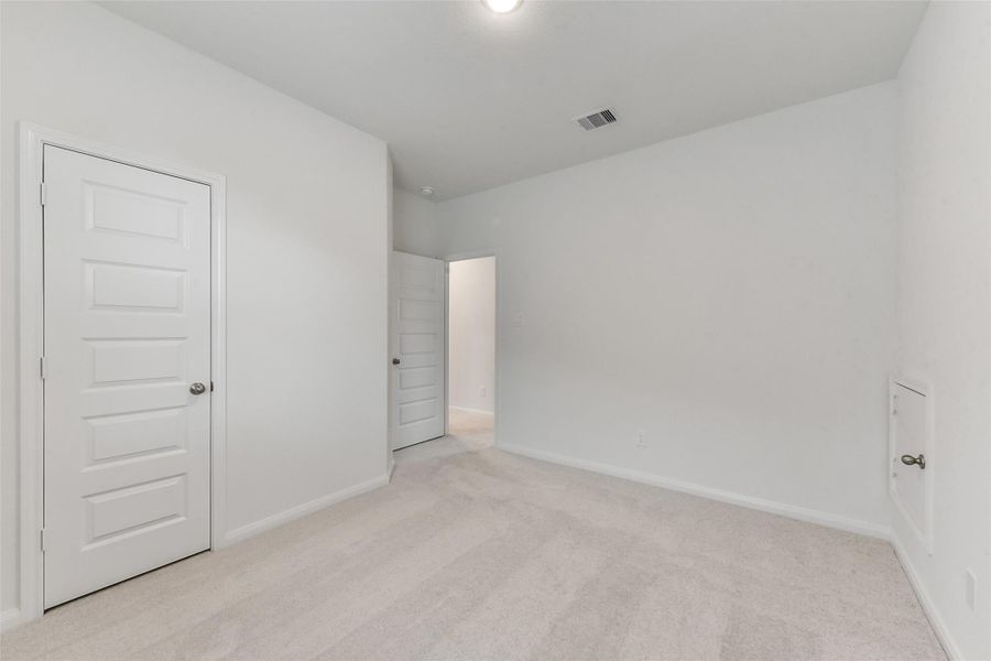 Spacious, unfurnished interior of a new home in , Houston (Image 22).