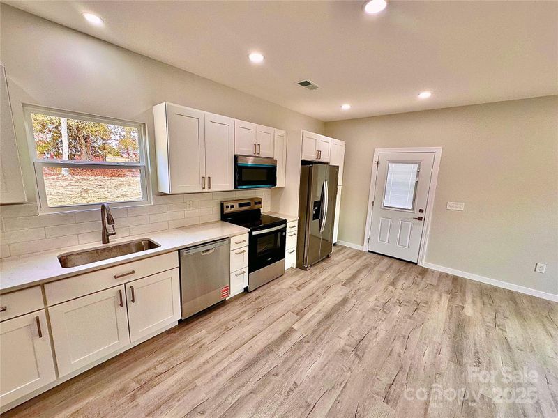 Furnished interior view inside a new home in , Jefferson (Image 8).