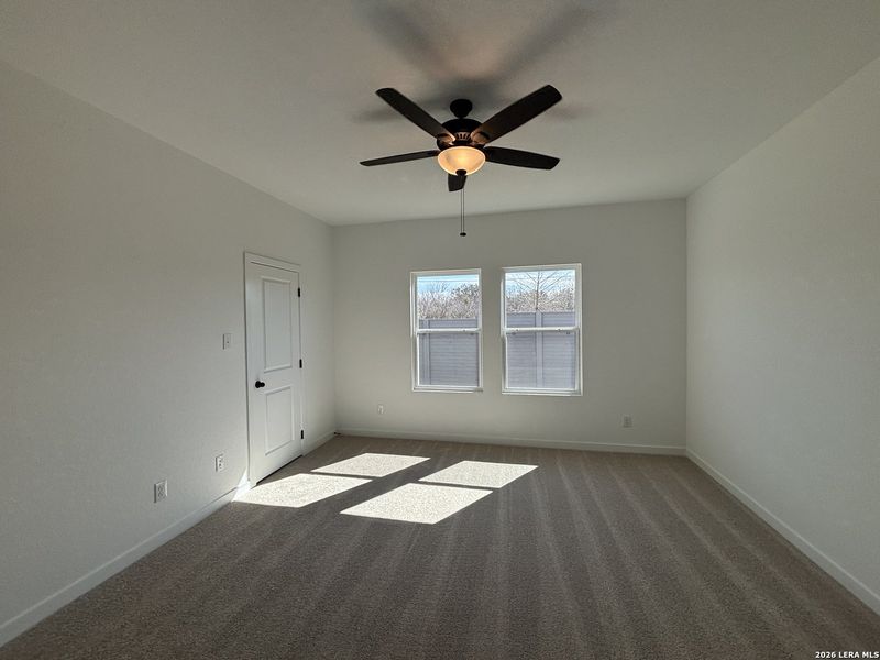 Spacious, unfurnished interior of a new home in The Summit at Saddlebrook Ranch 55's, Schertz (Image 23).