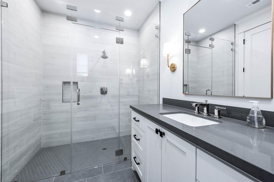 2nd Full Bathroom with walk in shower