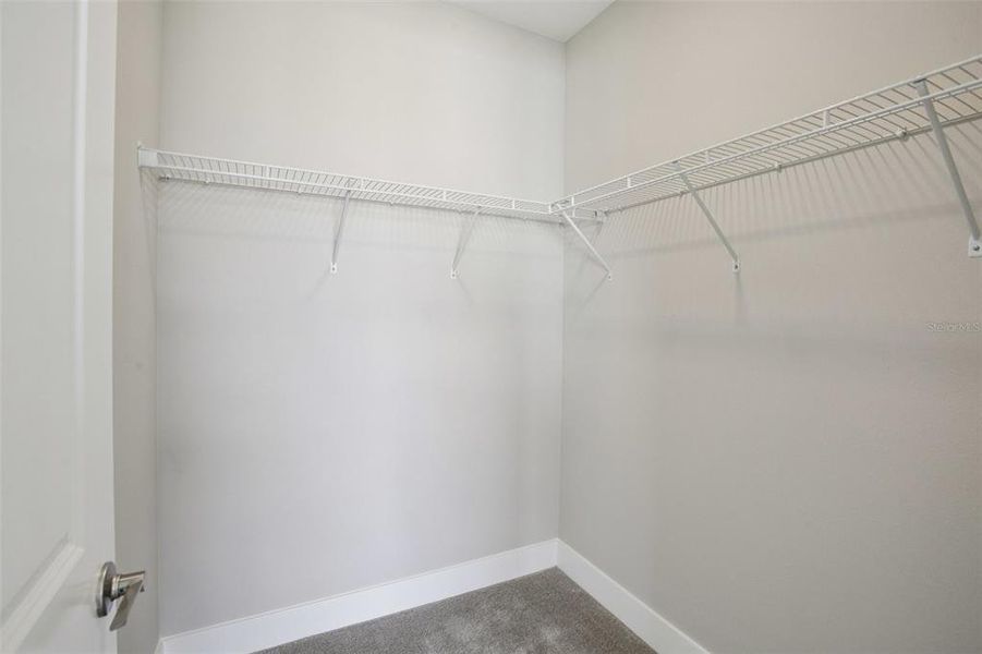 Spacious, unfurnished interior of a new home in Lagoon Residences at Epperson, Wesley Chapel (Image 21).