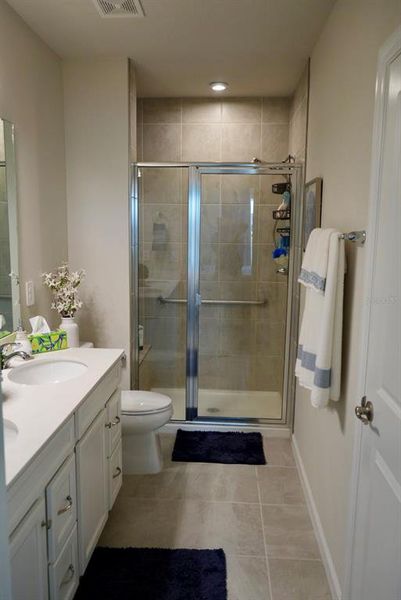 Furnished interior view inside a new home in , Port Charlotte (Image 19).