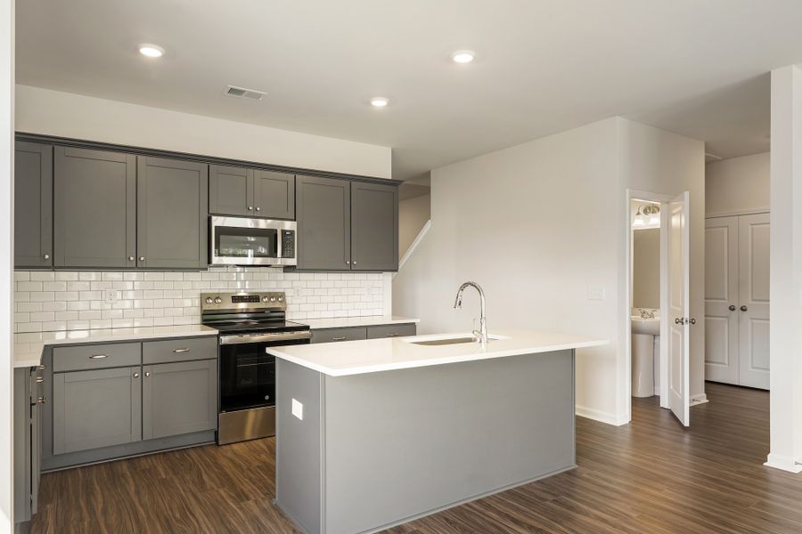 Furnished interior view inside a new home in Burke Estates, Chesnee (Image 10).