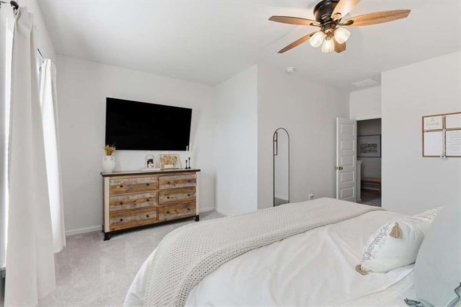 Furnished interior view inside a new home in , Jasper (Image 29).