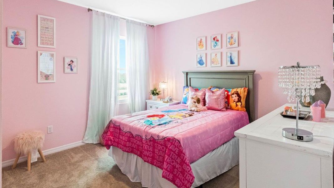 Furnished interior view inside a new home in Fox Branch, Lakeland (Image 31).