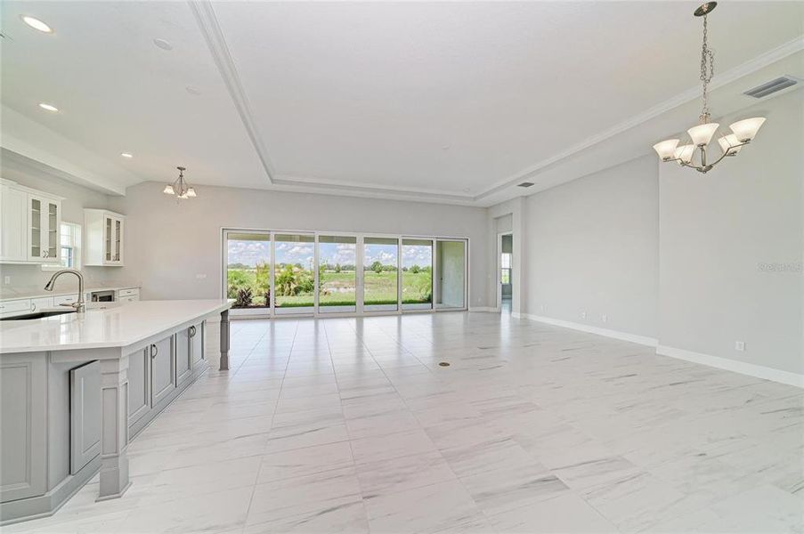Spacious, unfurnished interior of a new home in Mirada, San Antonio (Image 33).