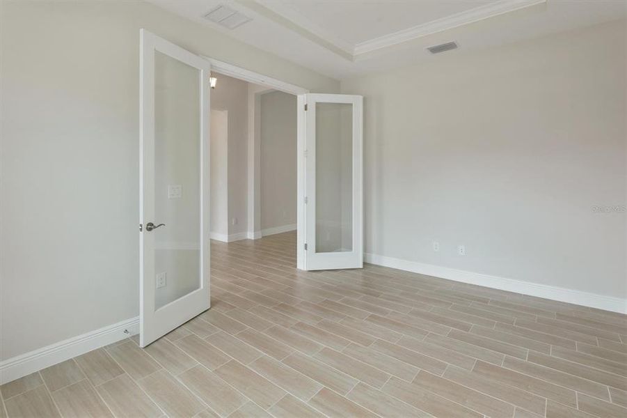 Spacious, unfurnished interior of a new home in Two Rivers, Zephyrhills (Image 21).
