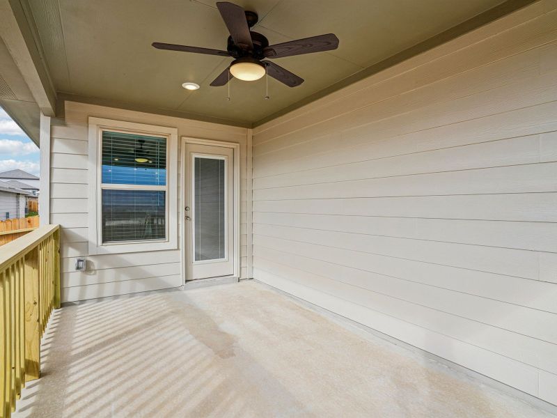 Exterior details and patio area of a home in Lark Canyon, New Braunfels (Image 4).