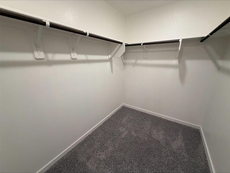 Spacious, unfurnished interior of a new home in Sterling Ridge, Huntsville (Image 7). Spacious, unfurnished interior of a new home in Sterling Ridge, Huntsville (Image 7).