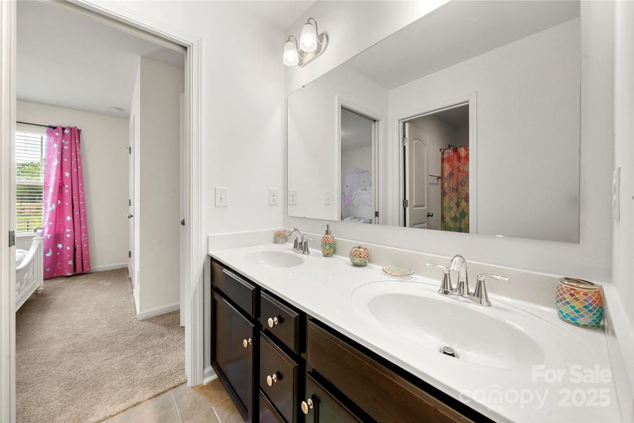 Furnished interior view inside a new home in , Lancaster (Image 37).