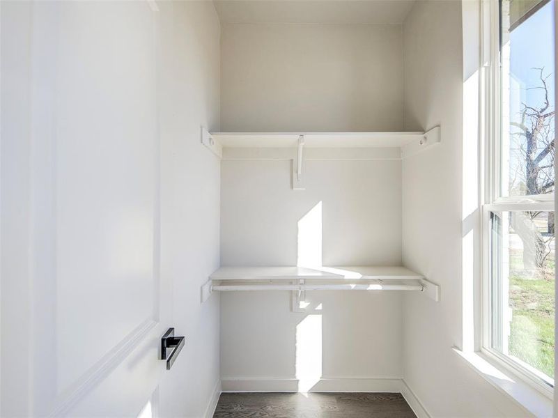 Spacious, unfurnished interior of a new home in , Runaway Bay (Image 19).