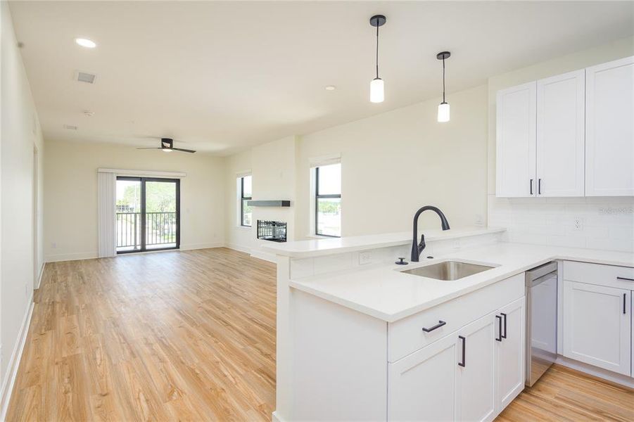 Furnished interior view inside a new home in , Ocala (Image 7).