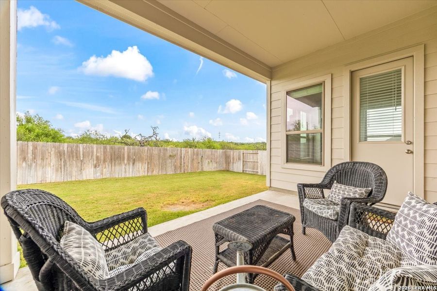 Exterior details and patio area of a home in Foxbrook, Cibolo (Image 23).
