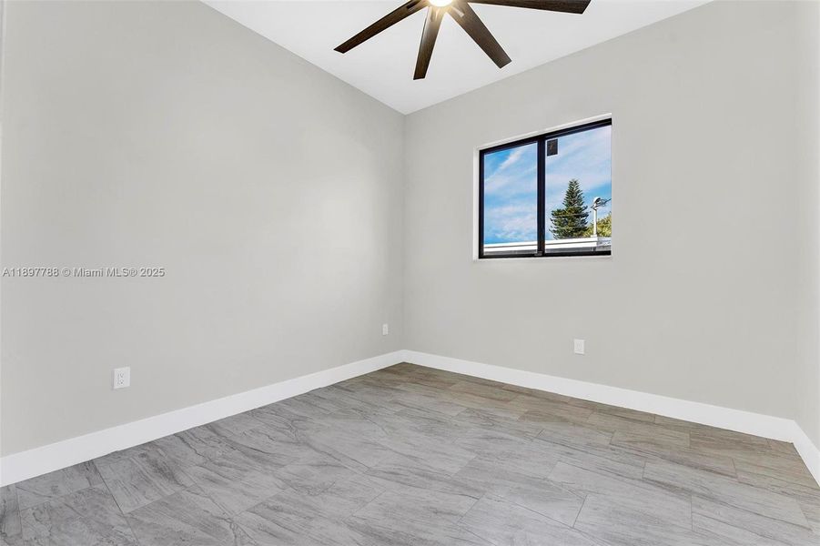 Spacious, unfurnished interior of a new home in , Hollywood (Image 39).