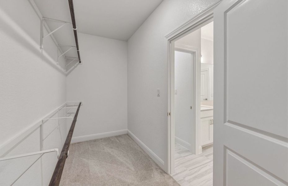 Spacious, unfurnished interior of a new home in Saddleback at Santa Rita Ranch, Liberty Hill (Image 53).