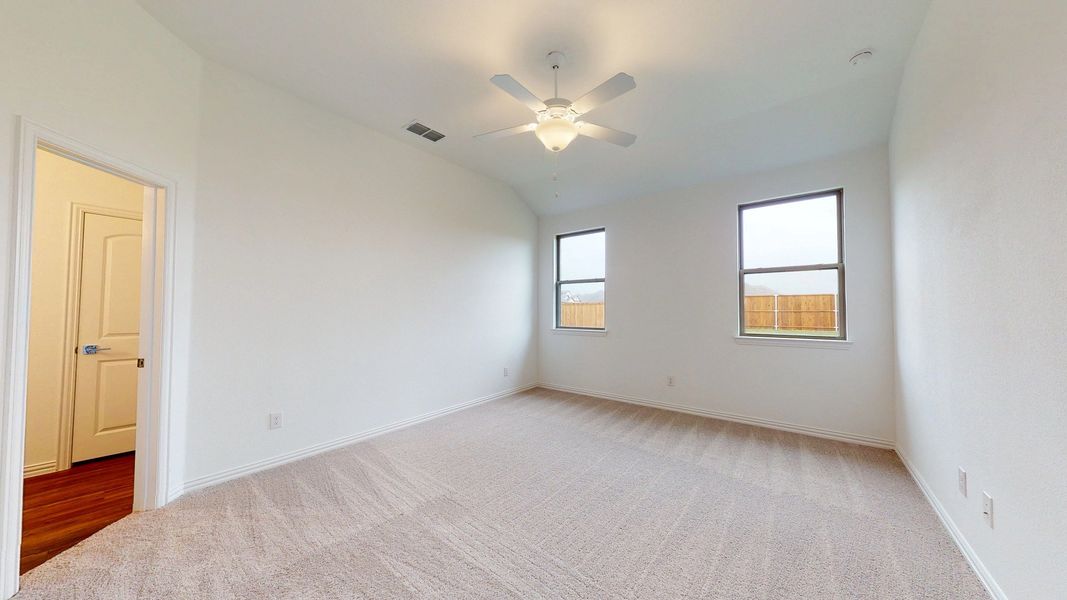 Representative unfurnished interior of a home built from the Sterling by Ashton Woods in Gateway Parks, Forney (Image 14).