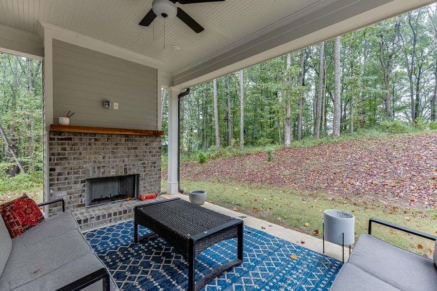 Image 36 of a home in .