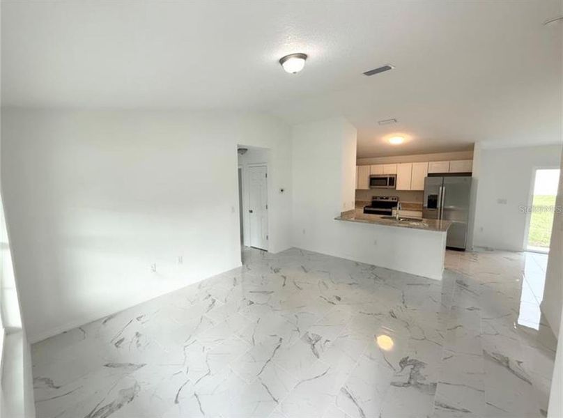 Spacious, unfurnished interior of a new home in , Chiefland (Image 8). Spacious, unfurnished interior of a new home in , Chiefland (Image 8).
