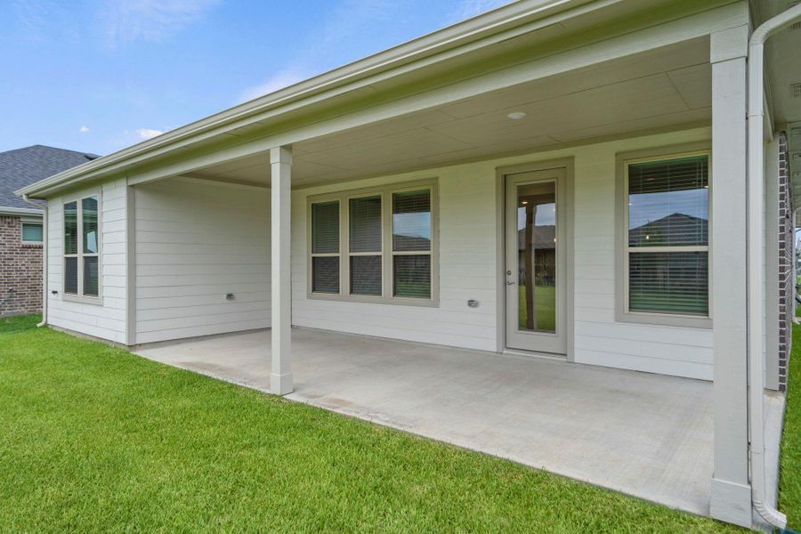 Exterior details and patio area of a home in Del Webb Fulshear, Fulshear (Image 4). Exterior details and patio area of a home in Del Webb Fulshear, Fulshear (Image 4).