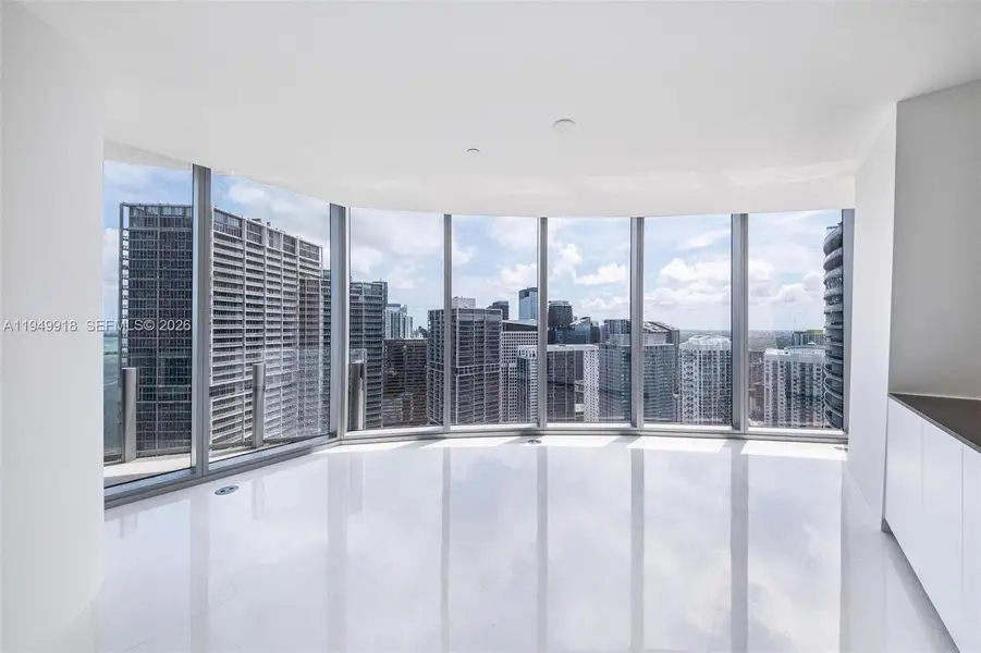 Spacious, unfurnished interior of a new home in Aston Martin Residences, Miami (Image 43).