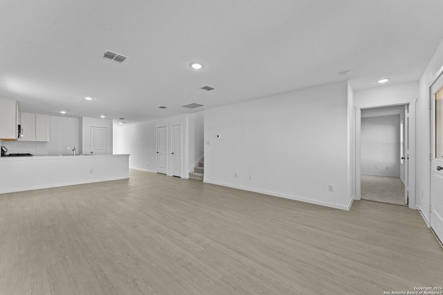 Spacious, unfurnished interior of a new home in Friendship Oaks, Fredericksburg (Image 18). Spacious, unfurnished interior of a new home in Friendship Oaks, Fredericksburg (Image 18).