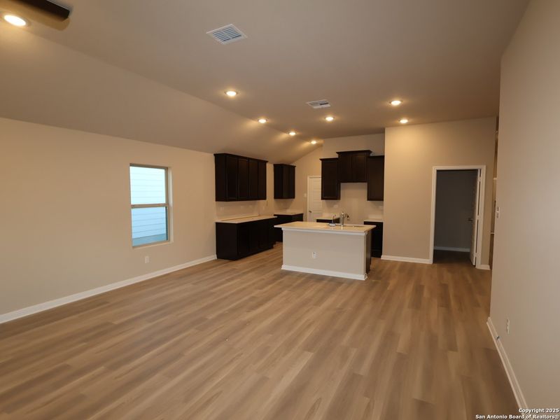 Spacious, unfurnished interior of a new home in Agave, San Antonio (Image 31). Spacious, unfurnished interior of a new home in Agave, San Antonio (Image 31).