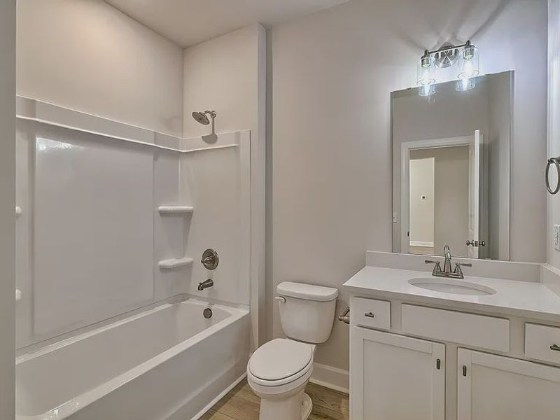 Furnished interior view inside a new home in Satchel Ford, Columbia (Image 5).