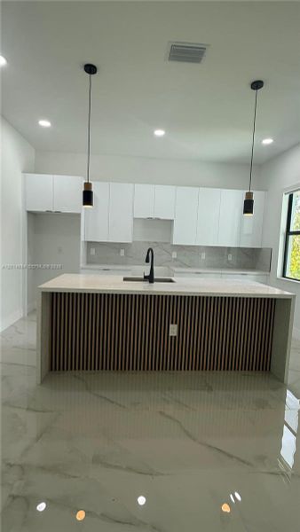 Close-up of interior finishes inside a home in , Lehigh Acres (Image 21).