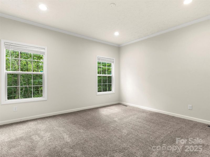Spacious, unfurnished interior of a new home in , Hendersonville (Image 17).