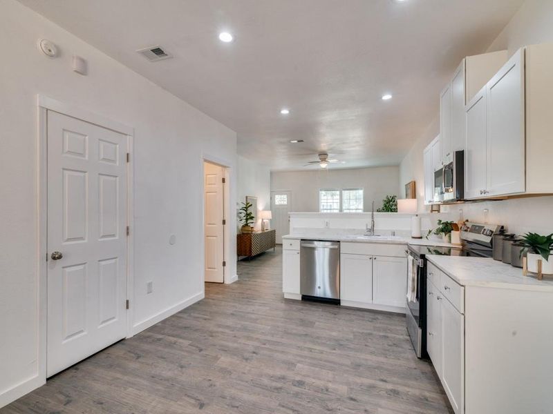 Image 24 of a home in . Image 24 of a home in .