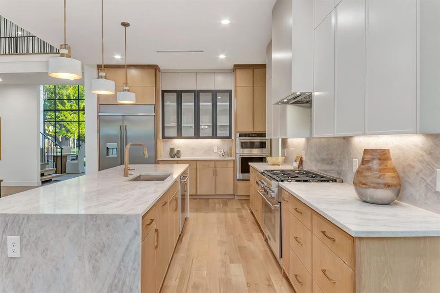 Furnished interior view inside a new home in , Dallas (Image 30).