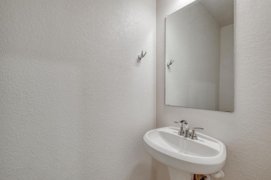 Furnished interior view inside a new home in Sonterra - Cool Water, Jarrell (Image 12). Furnished interior view inside a new home in Sonterra - Cool Water, Jarrell (Image 12).