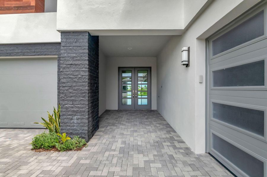 Exterior details and patio area of a home in , Boca Raton (Image 28).