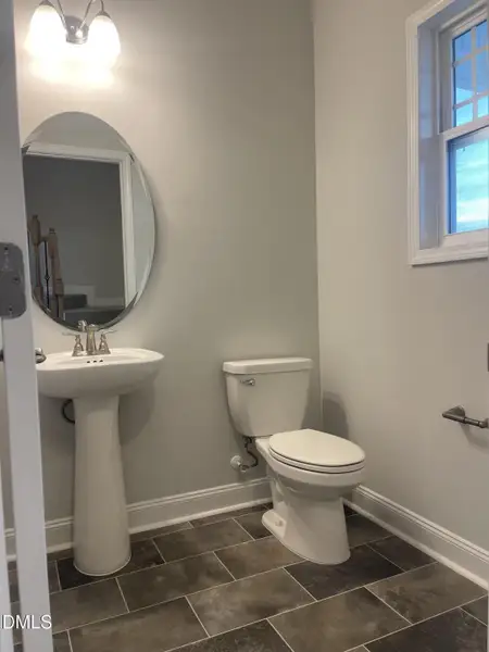 1/2 bath